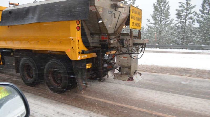 Oregon DOT truck spreading salt on winter roads